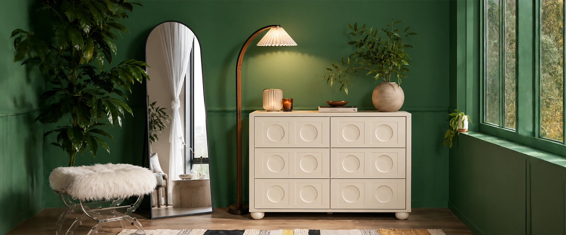 Elegant mirrors and dresser designed for you