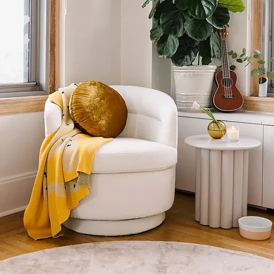 صورة طاولة جانبية خشب طبيعي -جاسمينا