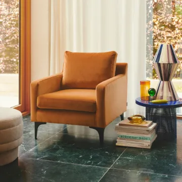 Show details for Elvio Classic Chair – Simple Comfort with Timeless Lines Picture of Elvio Classic Chair – Simple Comfort with Timeless Lines