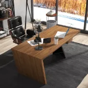 صورة زكار – مكتب خشب طبيعي بسطح يدوي مستوحى من عقد الخشب