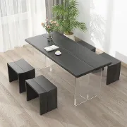 صورة كرسي الطعام داريو بتصميم مينيمالي – شكل أنيق وخشب طبيعي معالج