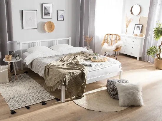 Sivaro Natural Wood Bed – Minimalist Design
